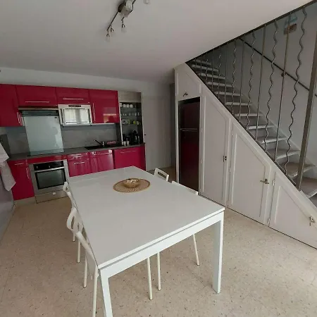 Villa D'agde, 3 Pieces, 6 Personnes - Fr-1-423-277 *